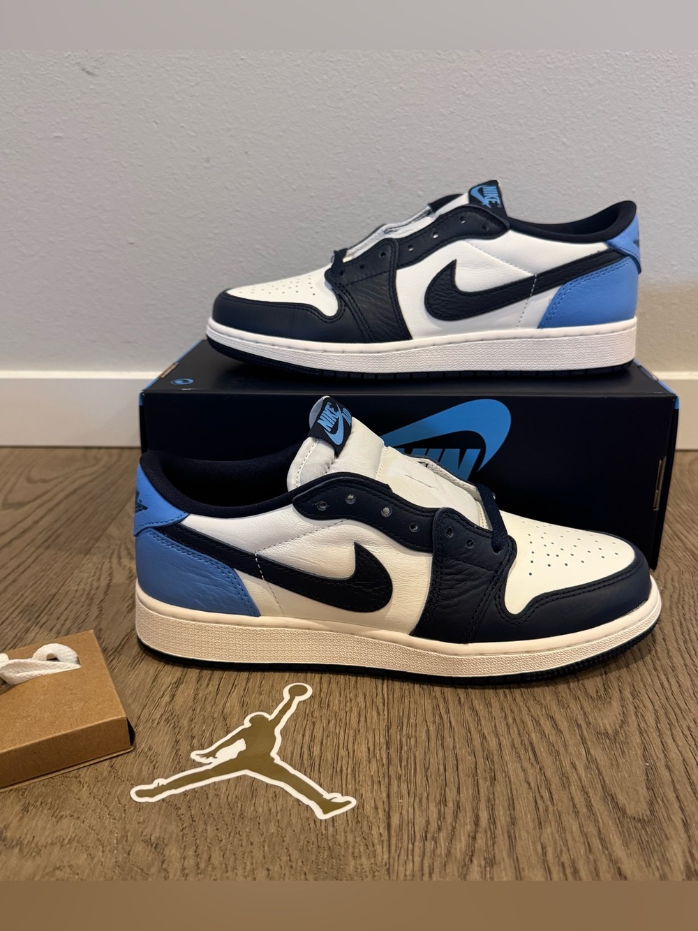 Air Jordan 1 Retro Low Obsidian Blue White